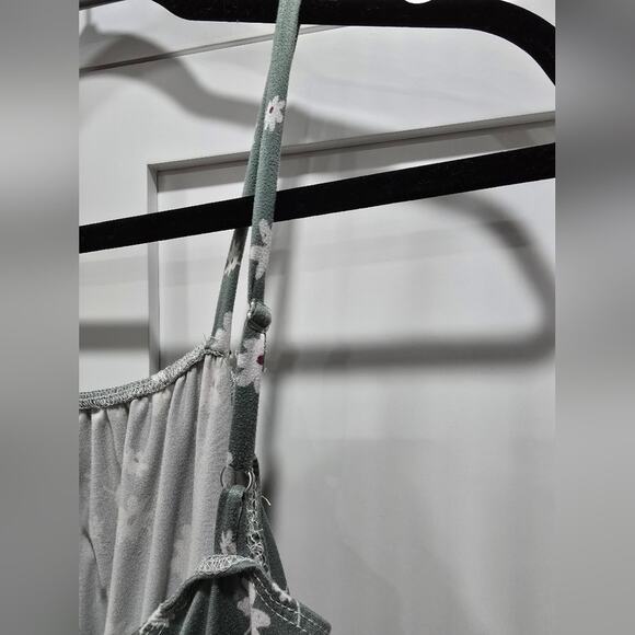 🌼Jumpsuit – Green Daisy Print Size Medium - Picture 10 of 16